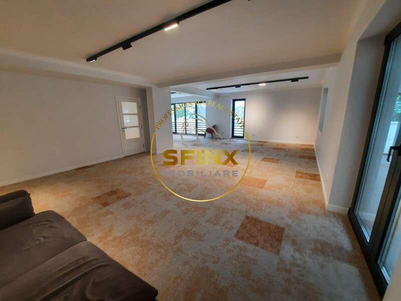 Parter, spatiu birou, beauty salon, stomatologie, oftalomologie, 2 intrari